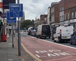 Correct use of bus lanes for car drivers